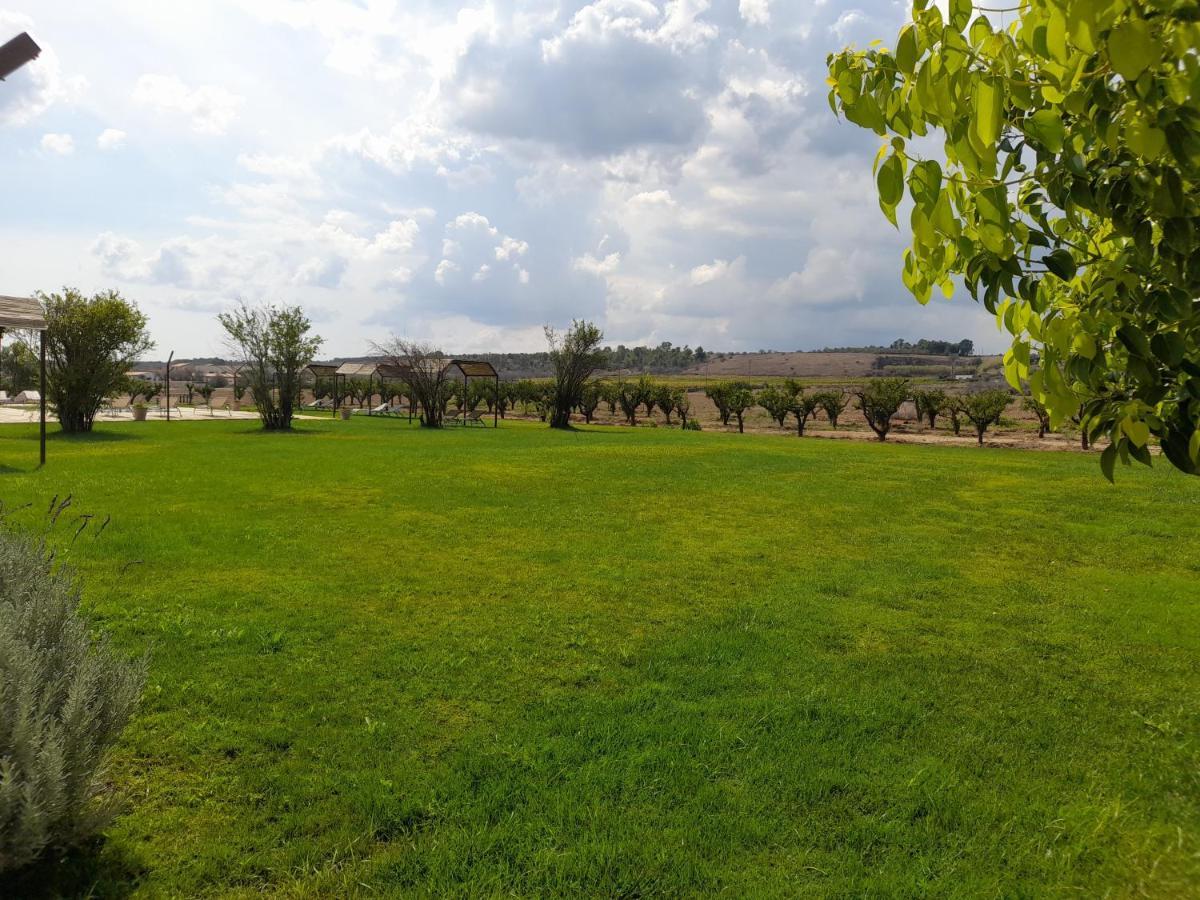 Masseria Rifisa Agriresort Caprarica di Lecce Kültér fotó